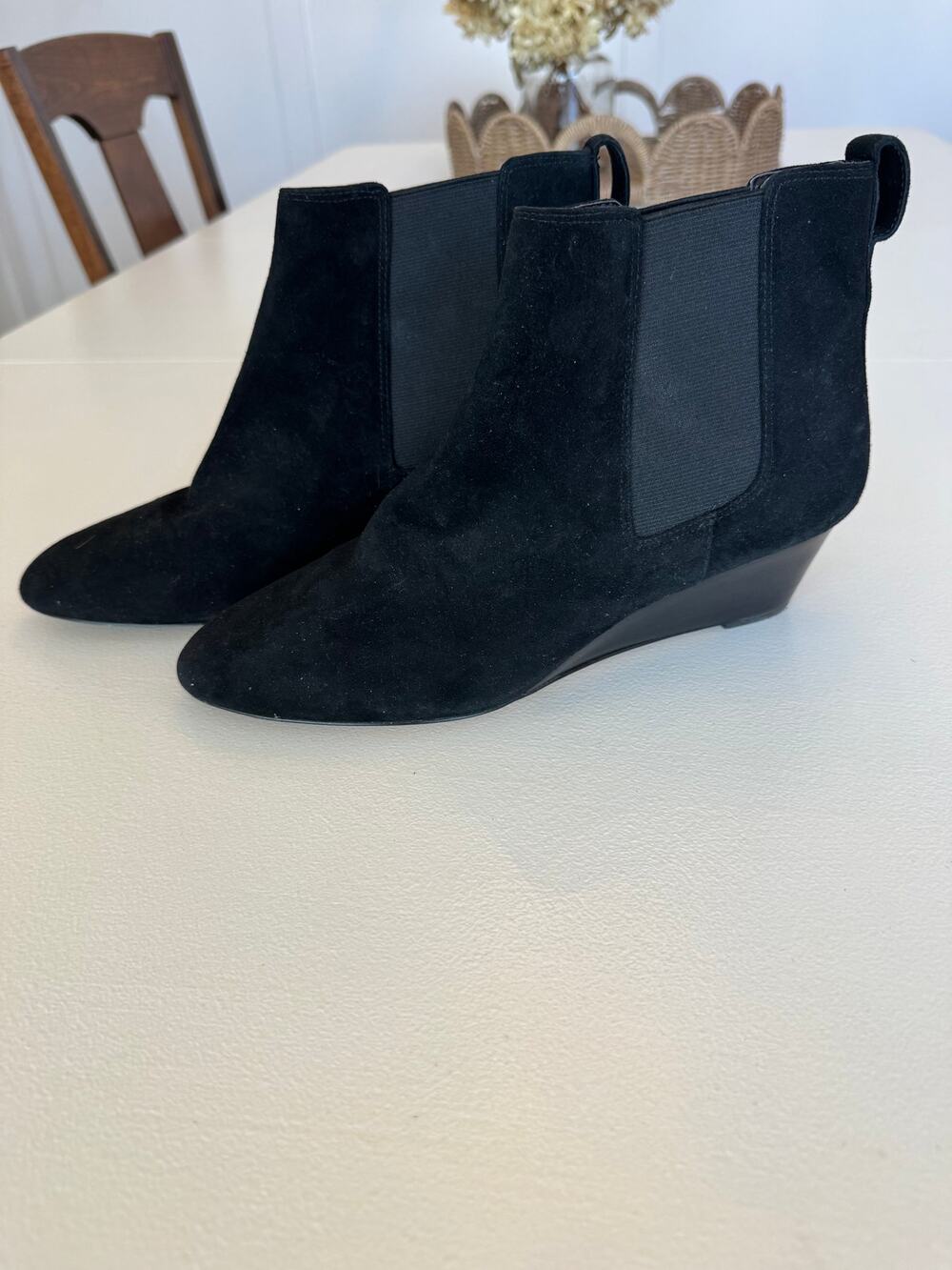 Talbots Isabel Wedge Booties Black Suede Leather Slip On Size 8.5 MSRP $189